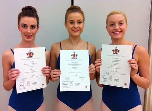 Senior ballet students Nicole Haizelden Maddie Jones & Eve Dornan with their RAD Intermediate Ballet Examination certificates